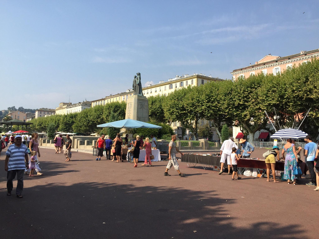 Saint-Nicolas Square-Bastia必去景点