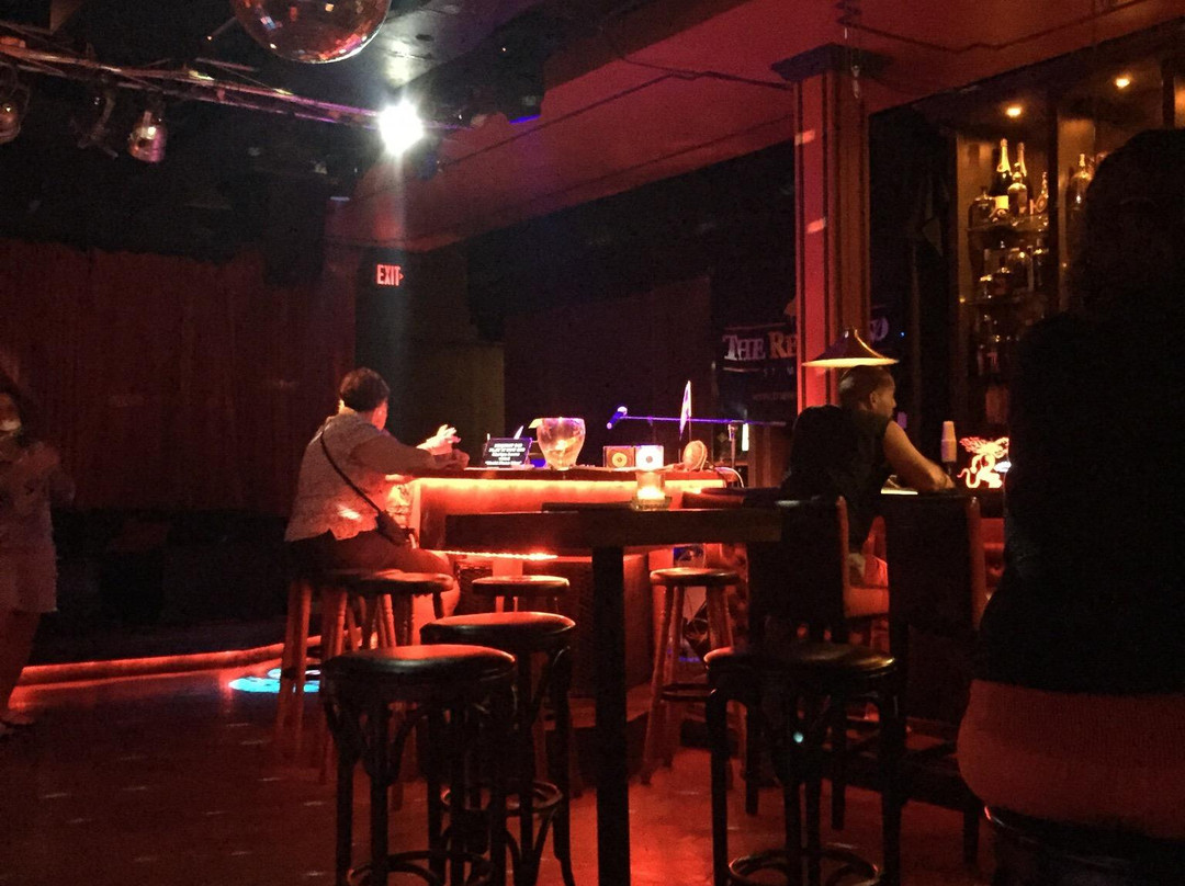 The Red Piano-Pelican Key必去景点