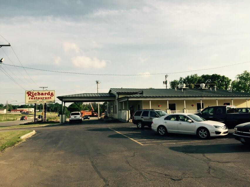 Dunkirk餐馆和美食-Richards Restaurant