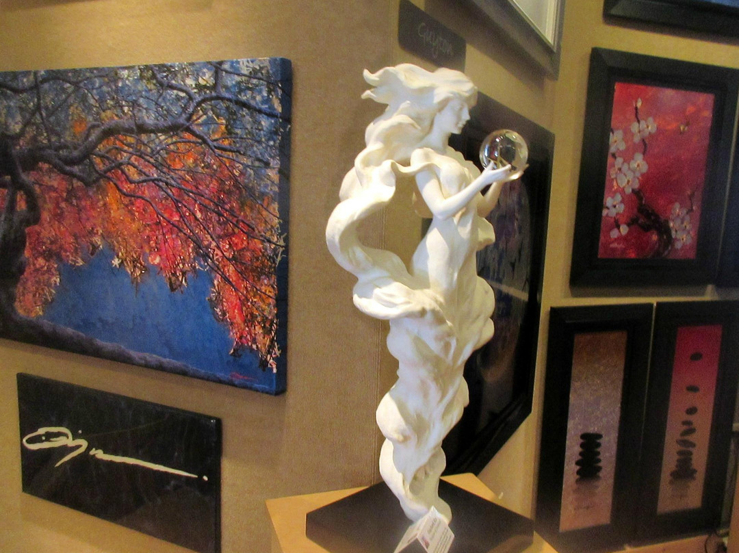 Wyland Galleries-南太浩湖必去景点