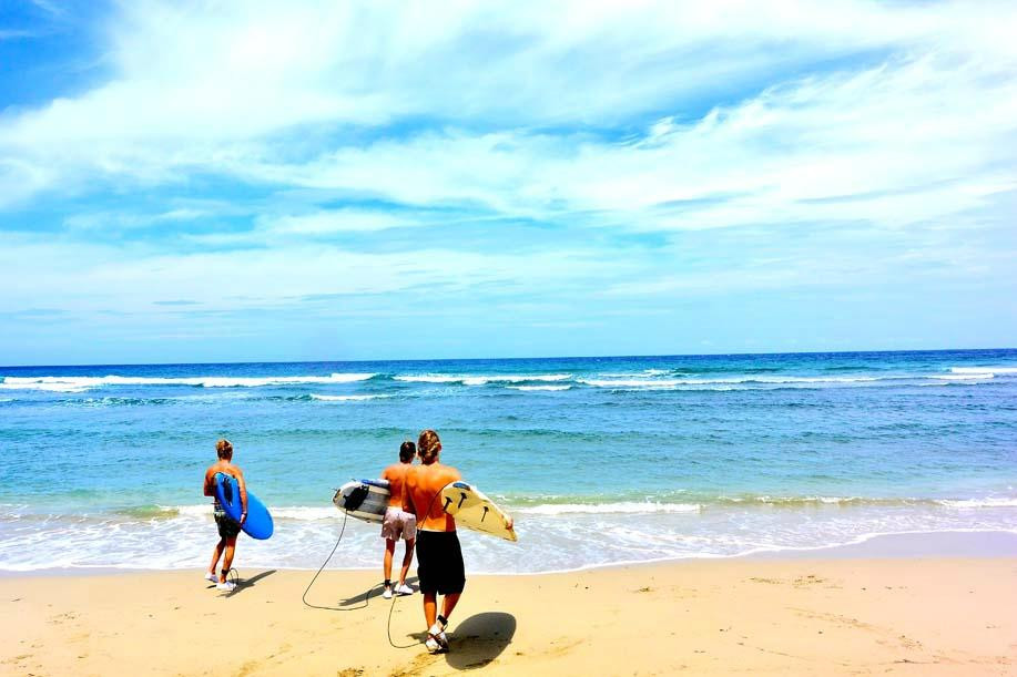 Bobo Surfs Up Surf School-喀巴里特必去景点