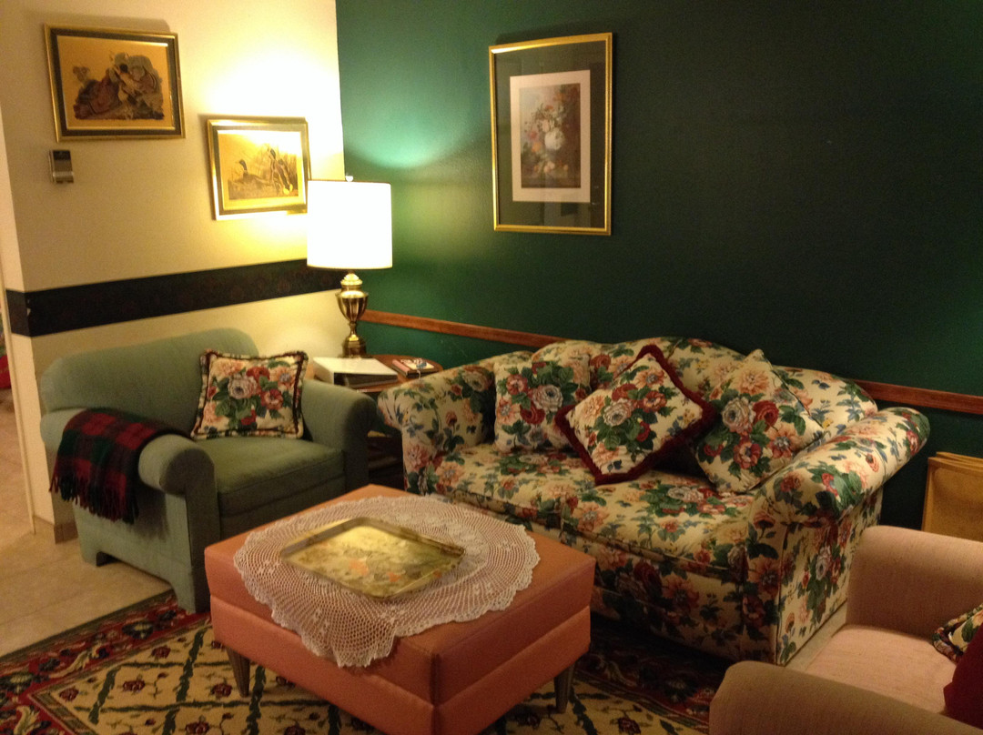 Whiteriver酒店住宿-Mountain Haven Inn