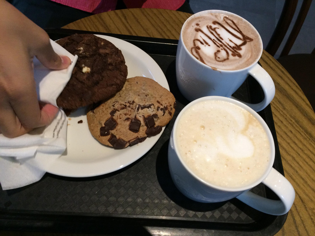 Starbucks Rue du Mont-Blanc