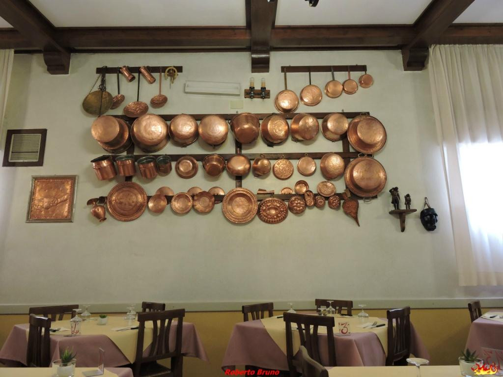 Isili餐馆和美食-Hotel Ristorante Cardellino