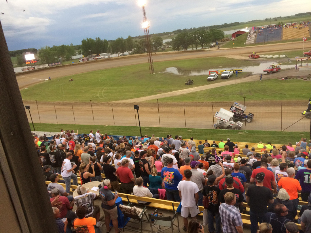 I 94 Speedway-Fergus Falls必去景点