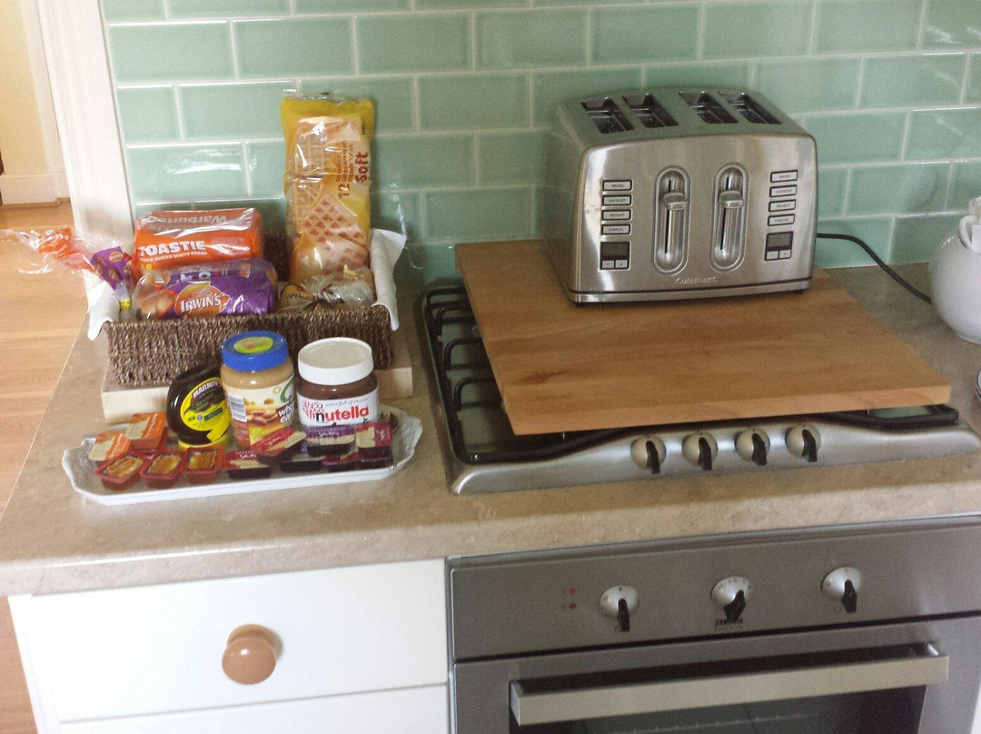 Aldershot Bed & Breakfast主图