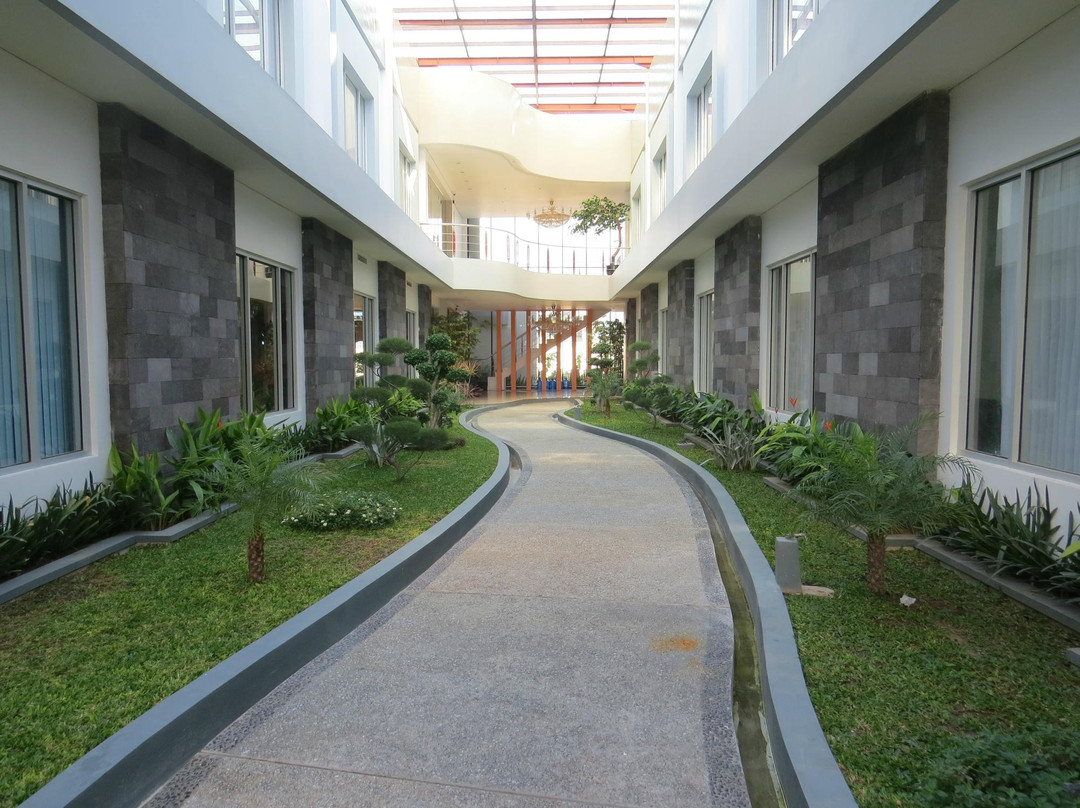 Sutan Raja Hotel & Convention主图