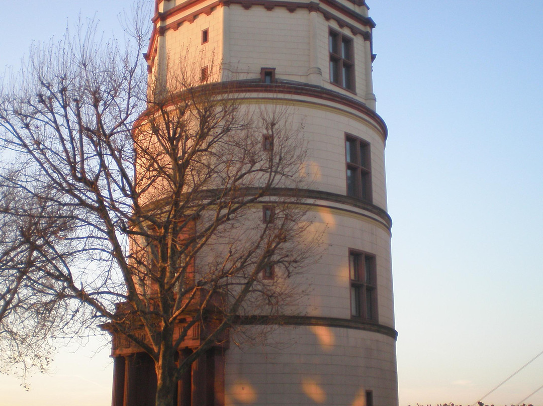 Schlossturm-杜塞尔多夫必去景点