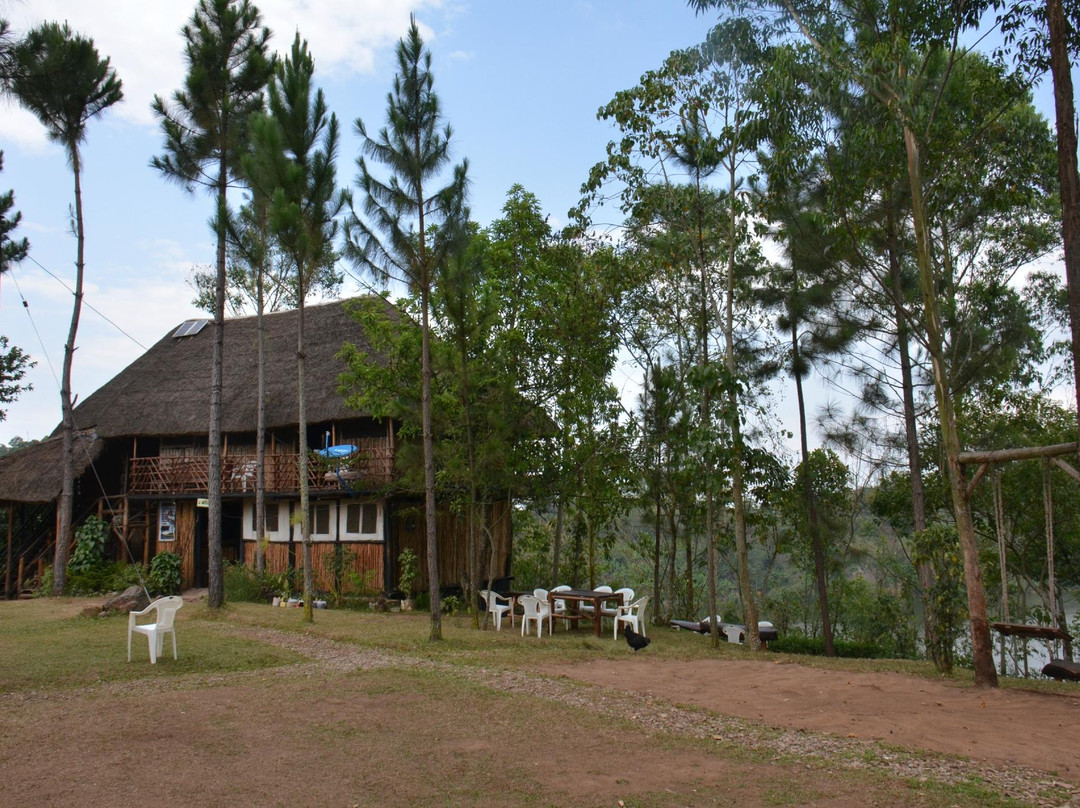 Dave Cave Eco Lodge and Campsite