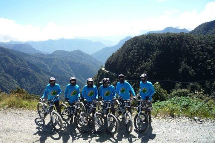 Evolution Adventure Travel - Death Road-拉巴斯必去景点