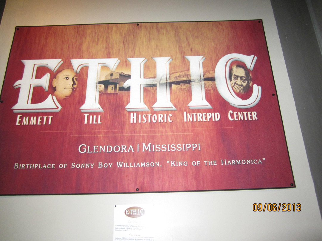 Emmett Till Historic Intrepid Center景点图片