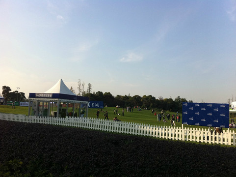 美兰湖高尔夫俱乐部-上海市必去景点