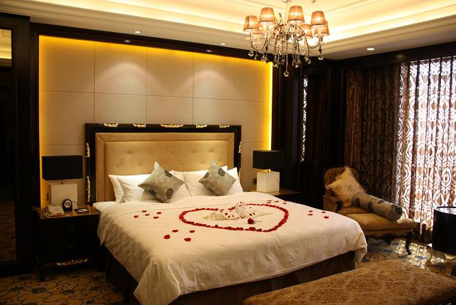 青都国际大饭店主图