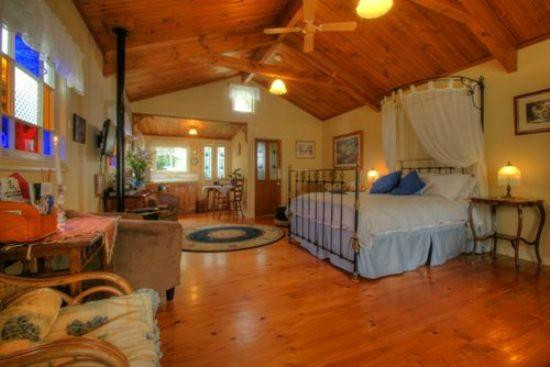 Braeside Garden Cottages主图