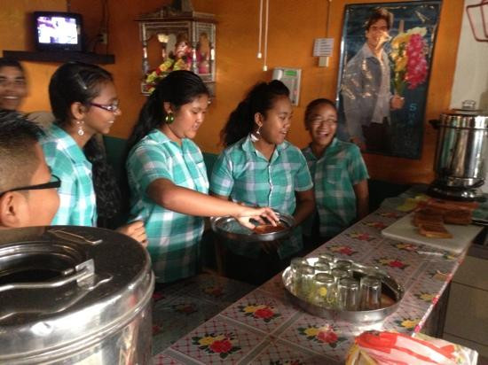 Stichting Villa Zapakara voor Kind & Cultuur-帕拉马里博必去景点