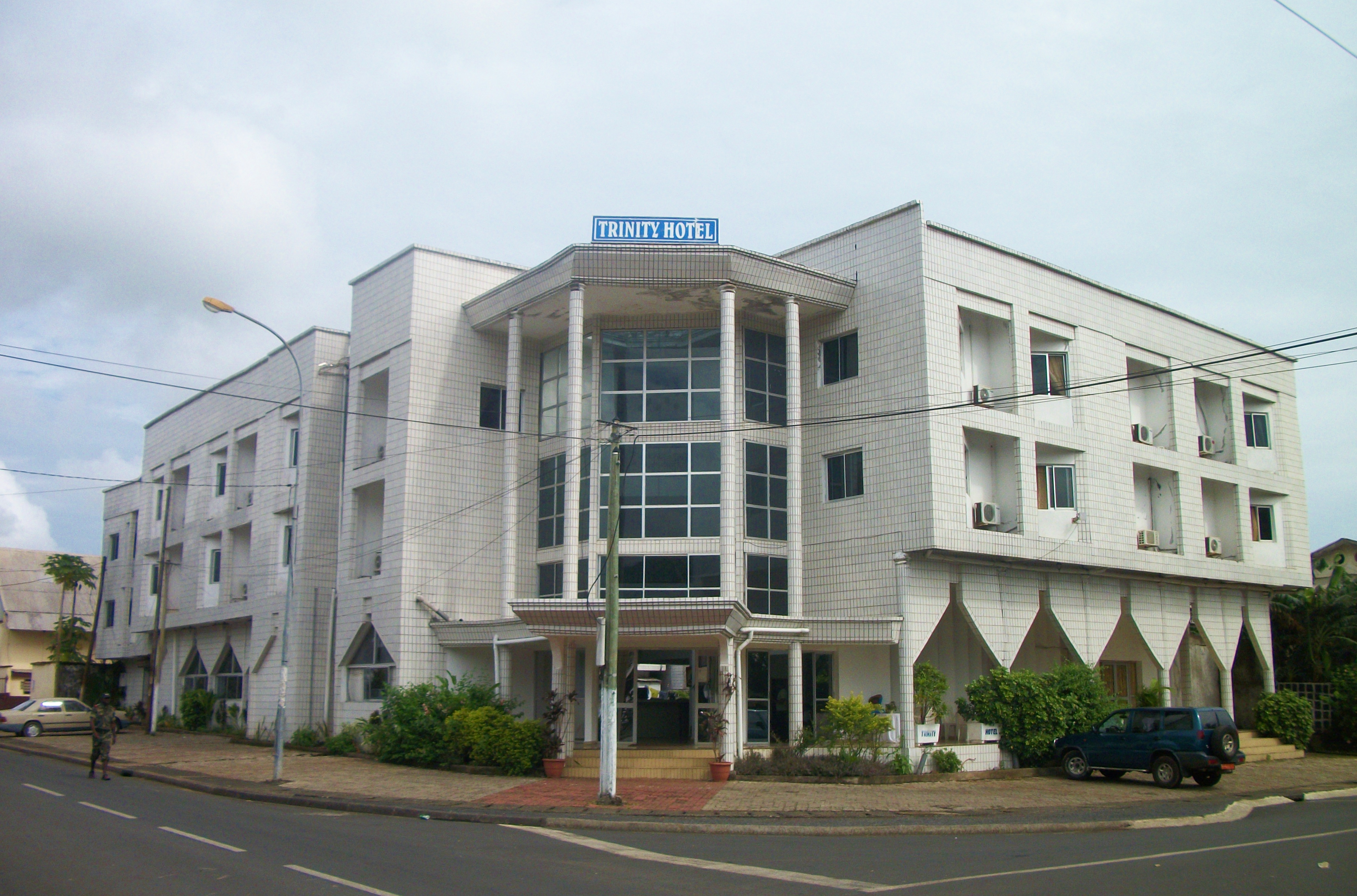 Trinity Hotel Limbe-浴室