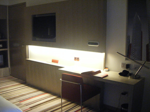 南京玄武苏宁雅高诺富特酒店主图