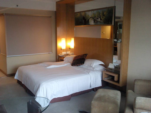 扬州花园国际大酒店主图