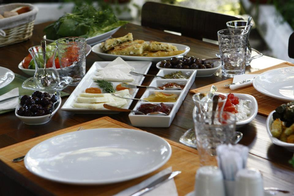Nar Cicegi Kahvalti Evi