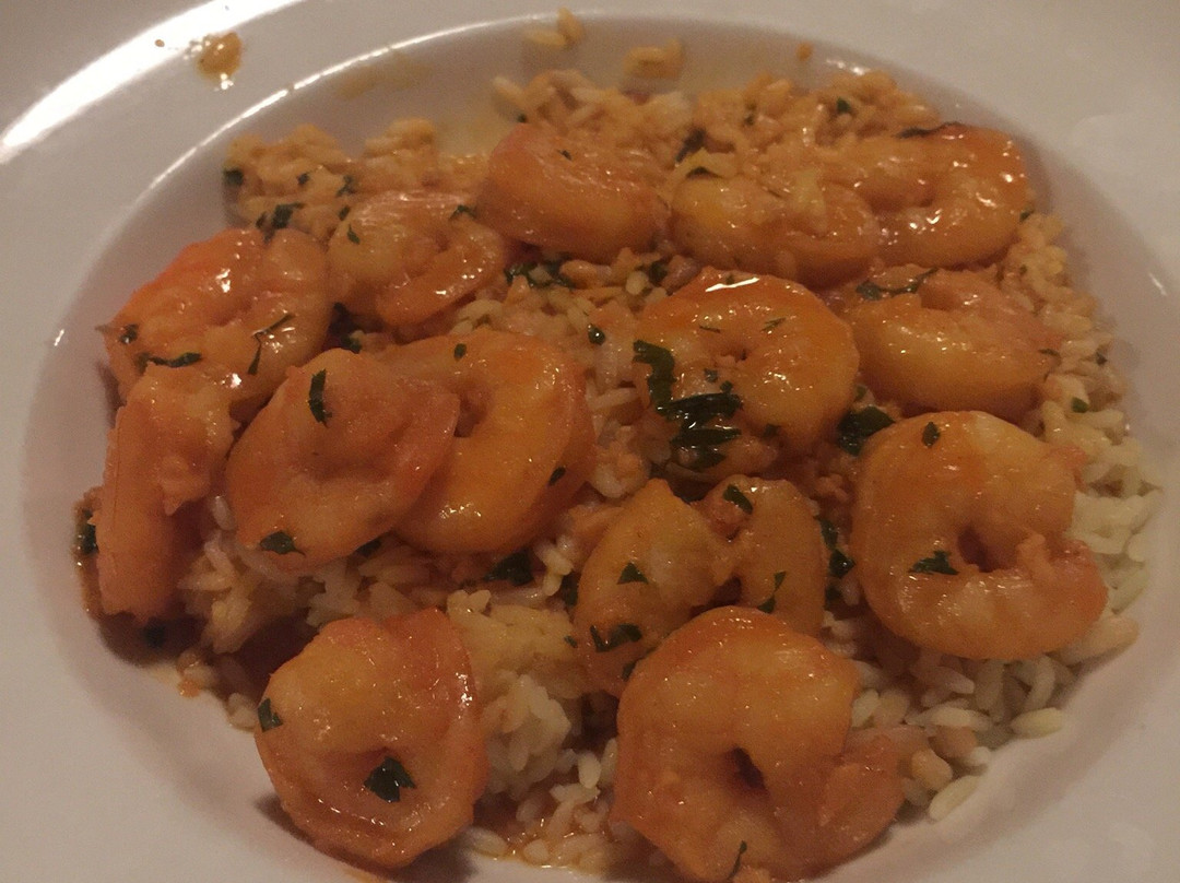 East Providence餐馆和美食-Red Bridge Tavern