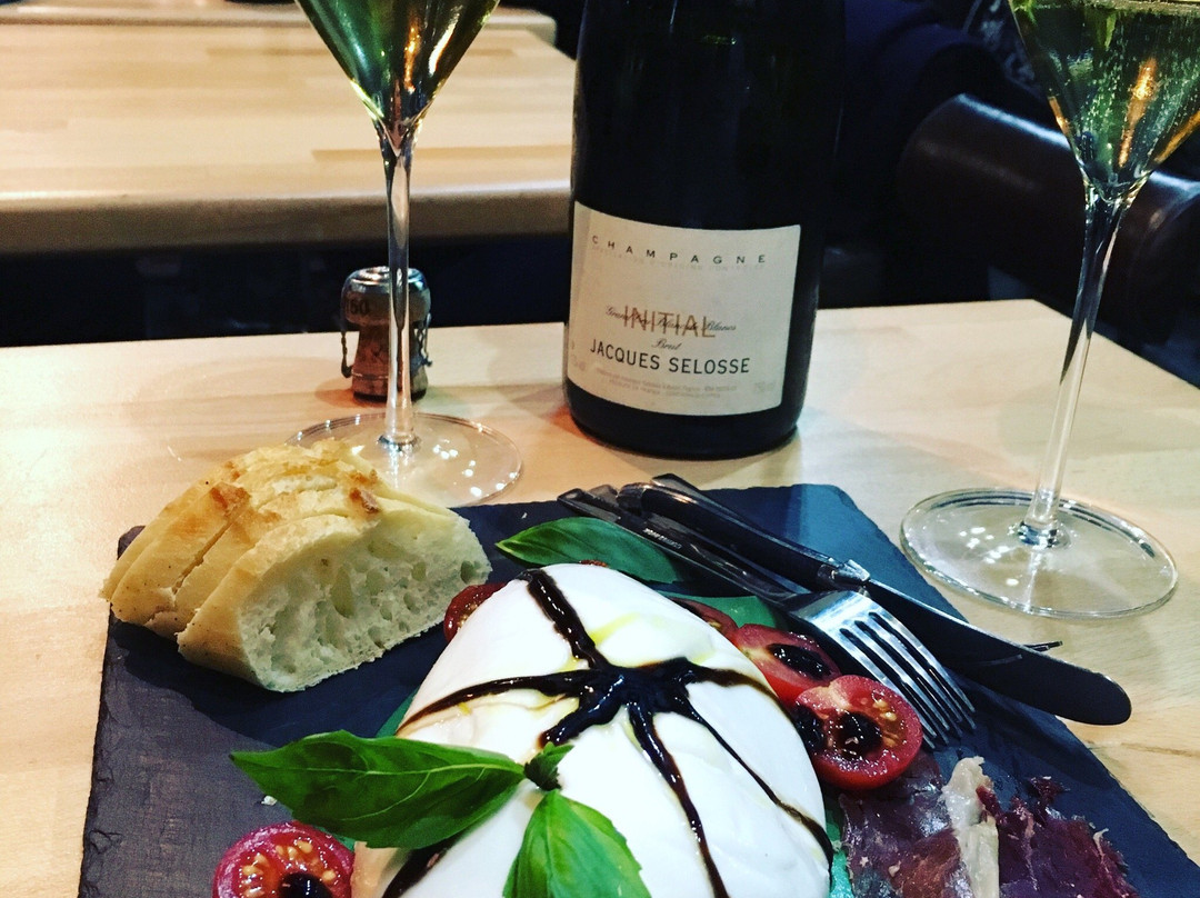 Le Wine Bar by Le Vintage