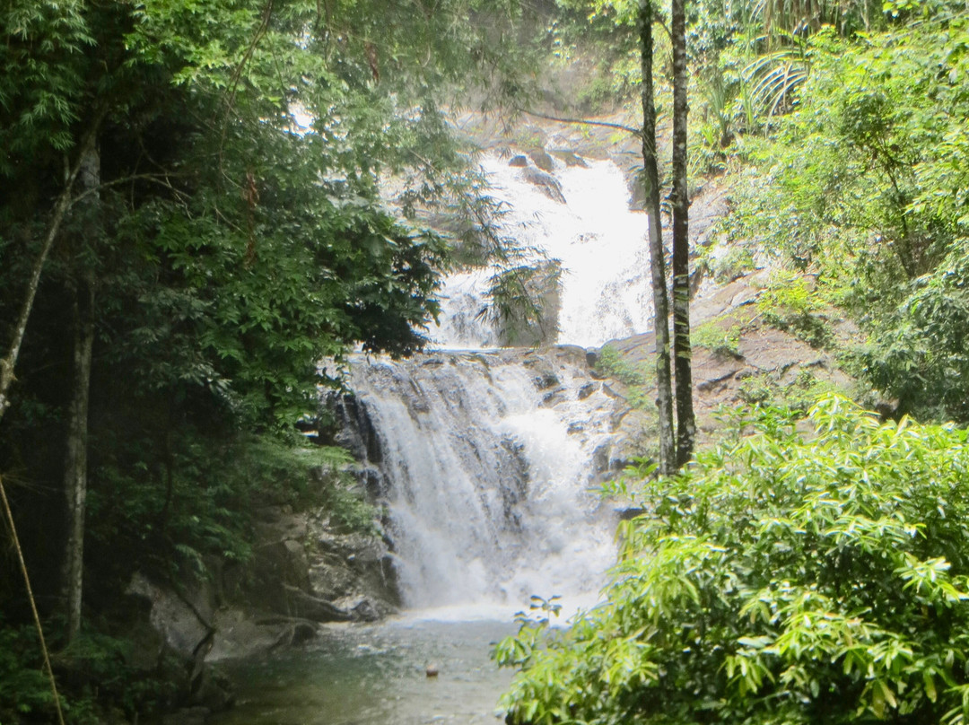 Lampi Waterfall-泰曼必去景点