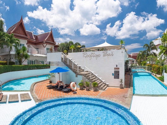 普纳瓦度假酒店主图