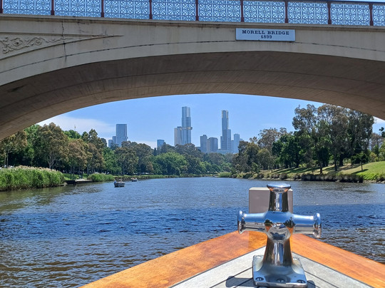 Melbourne Boat Hire-墨尔本必去景点