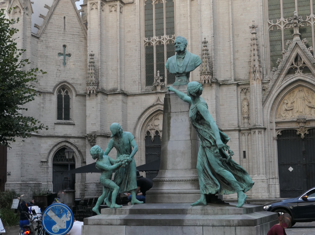 Monument à Charles Woeste-伊克塞尔必去景点