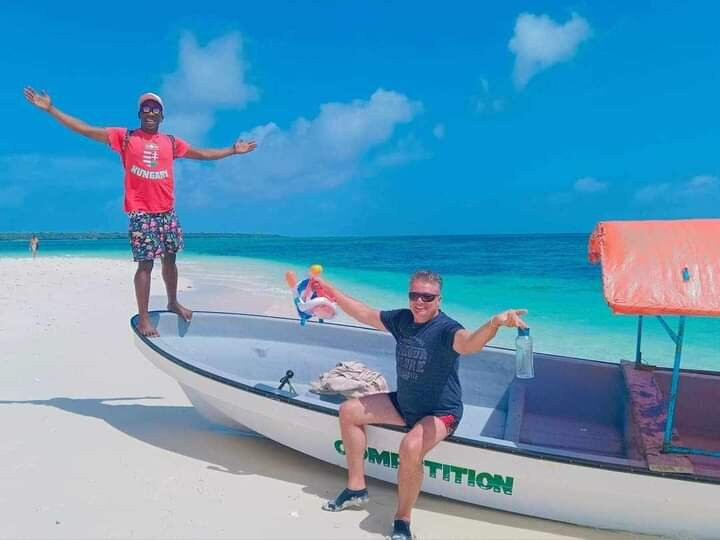 KASUKU SAFARI TOURS-必韦久必去景点