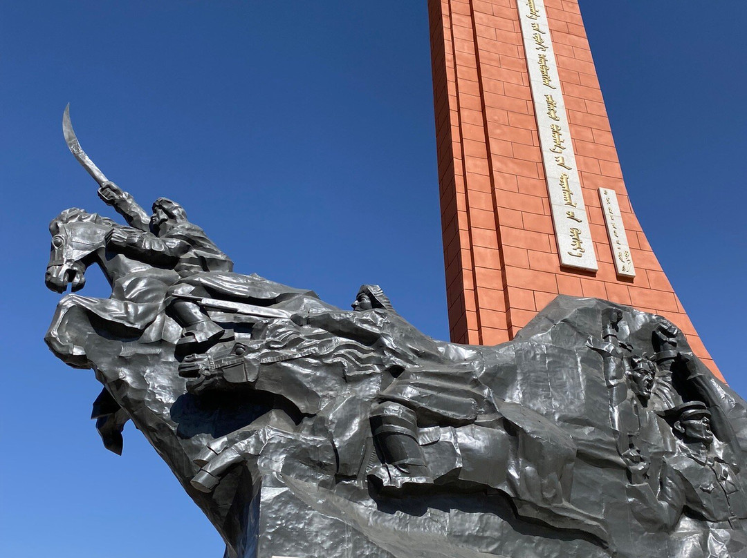 百灵庙抗日纪念碑-达尔罕茂明安联合旗必去景点