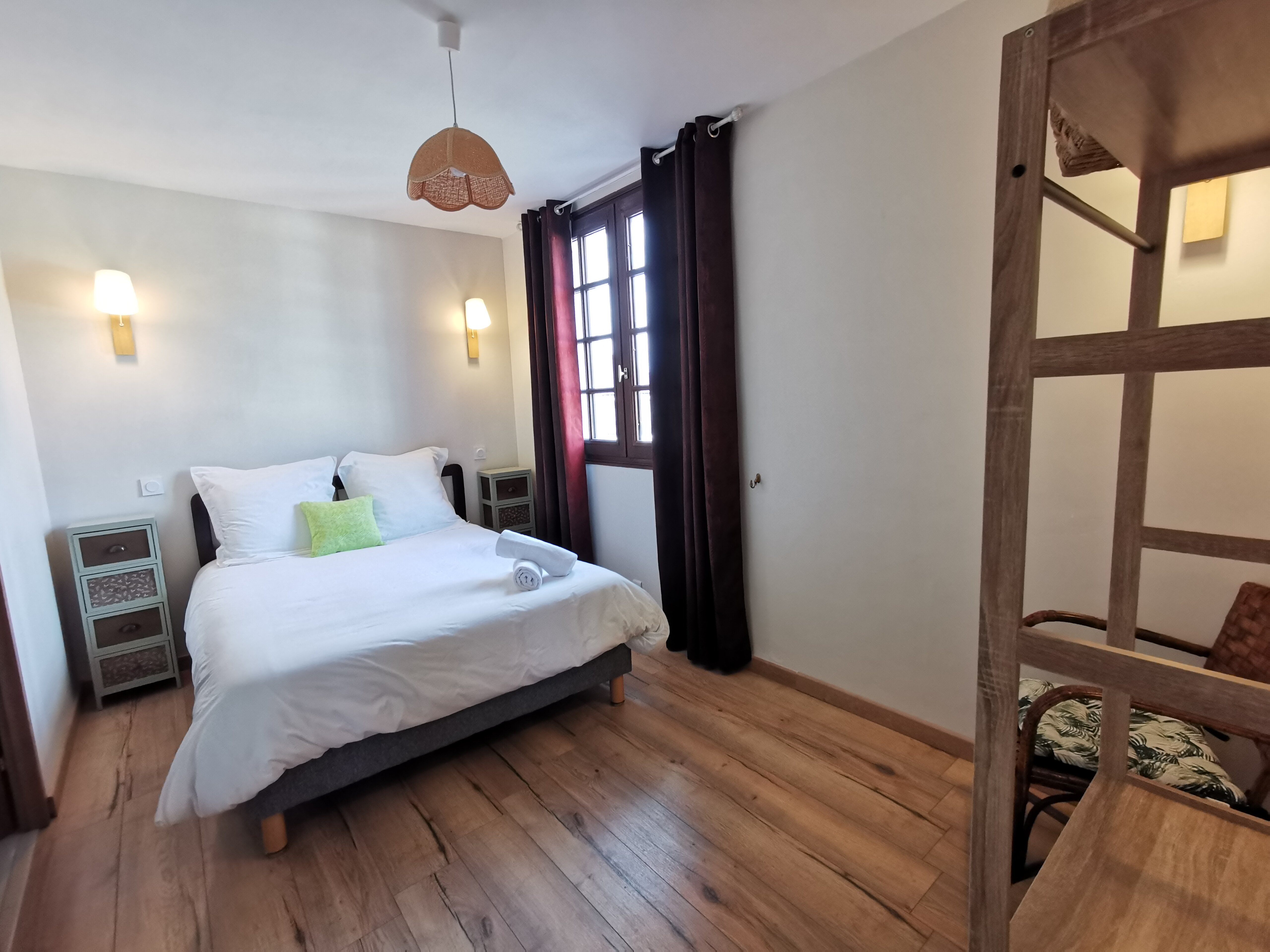 Source De La Vallée-客卧