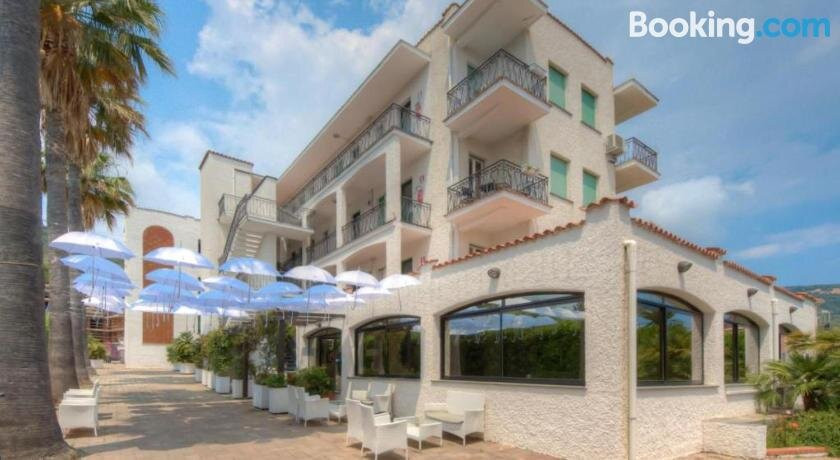 Blu Mare Apartments