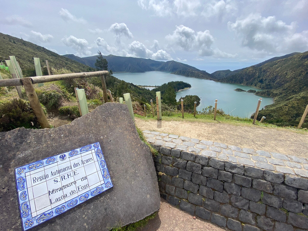 Miradouro Da Lagoa Do Fogo景点图片