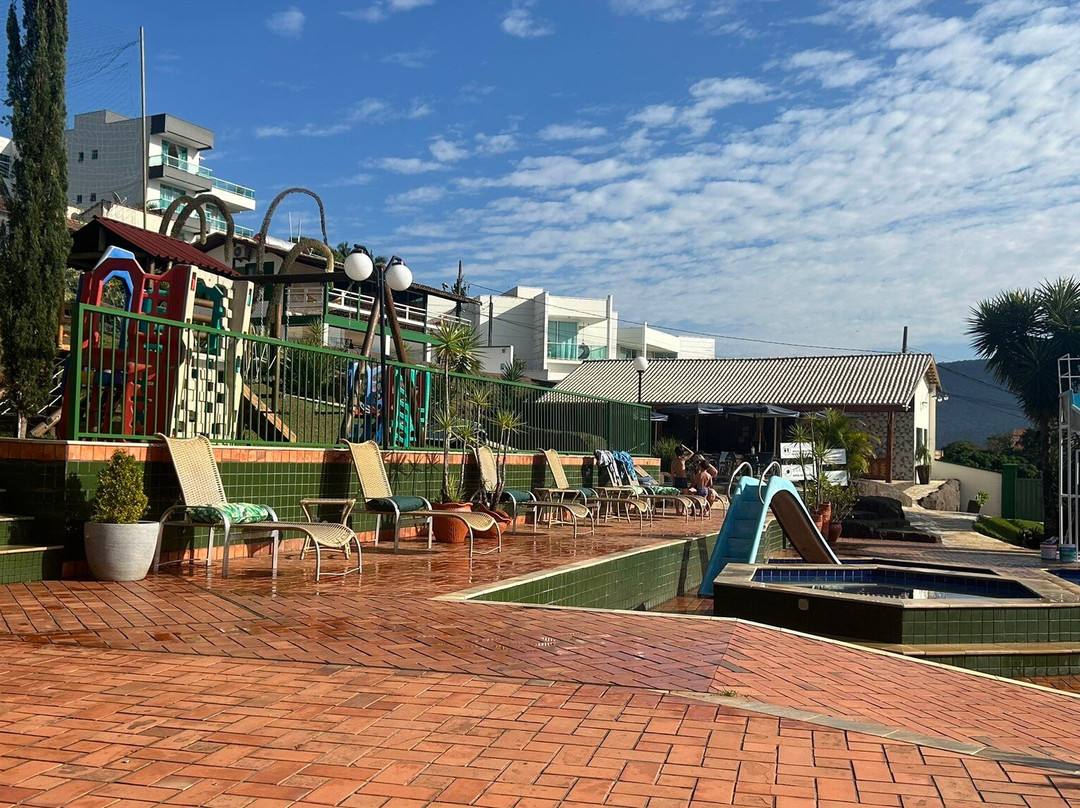 Summit Lago Hotel主图