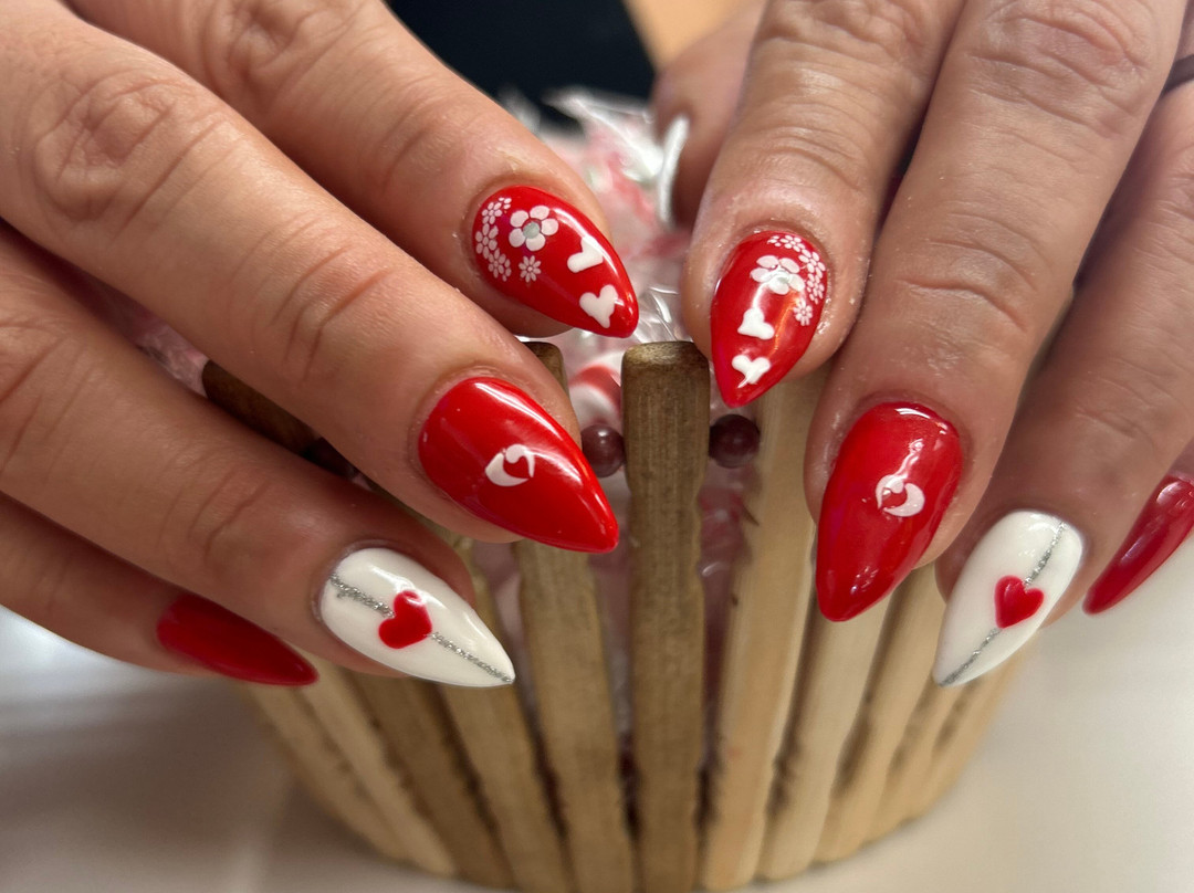 Tiffany Nail & Spa By Dn景点图片