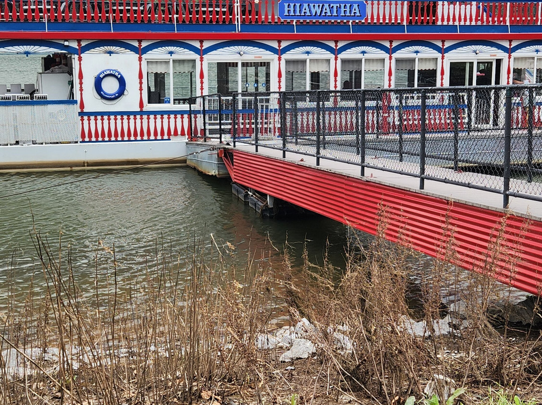Hiawatha Paddlewheel Riverboat-Williamsport必去景点