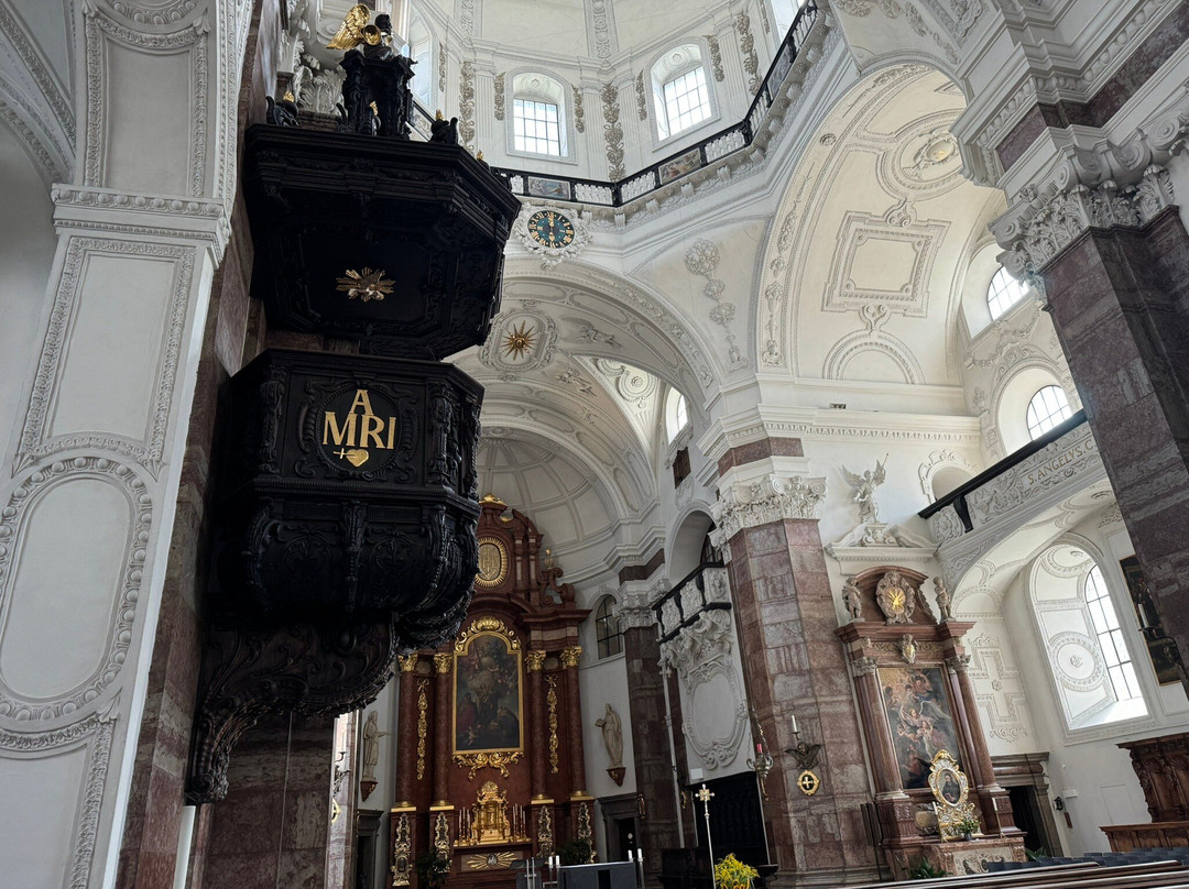 Jesuit Church Innsbruck-茵斯布鲁克必去景点