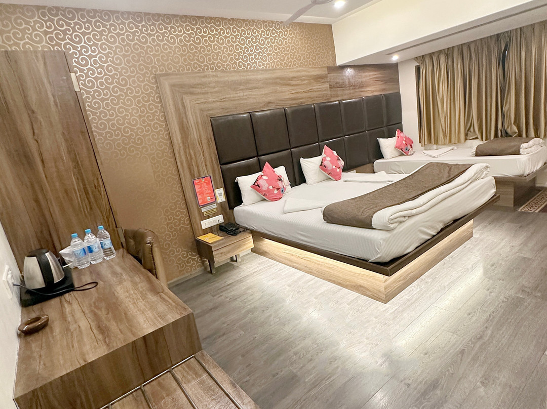 Saibaba International Hotel主图