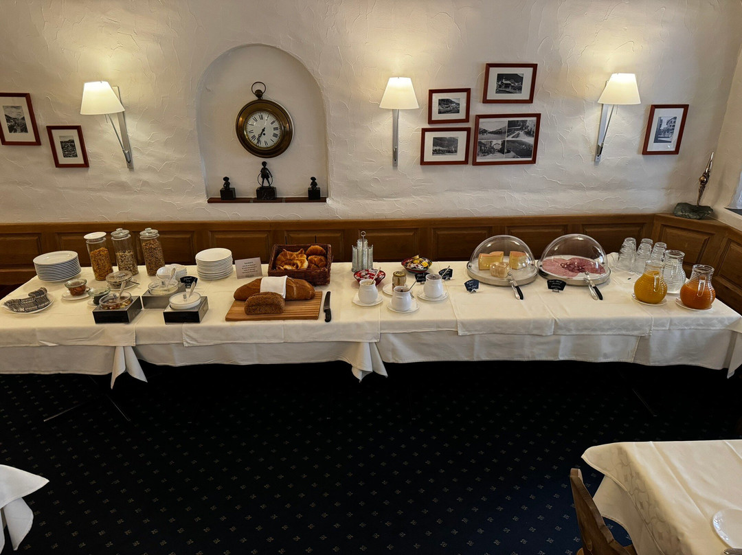 Surrein酒店住宿-Hotel Alpsu