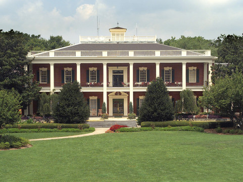 The Inn at Stone Mountain Park