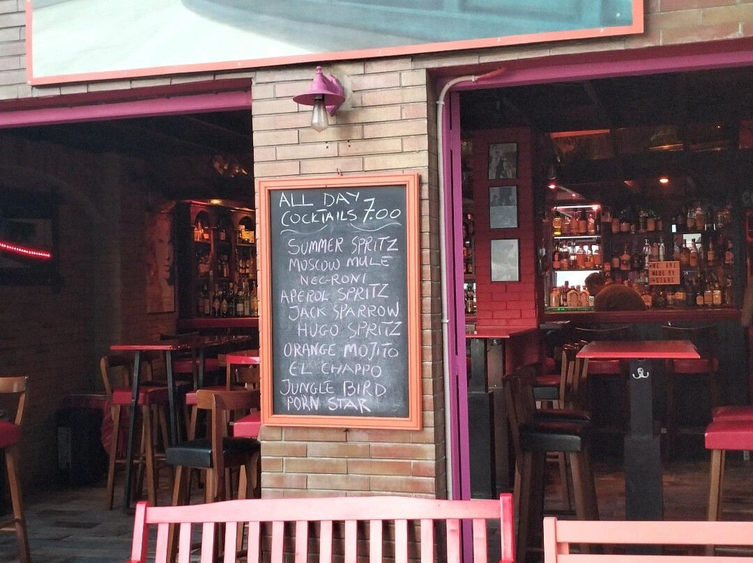 Boulevard of Broken Dreams-Karpathos Town (Pigadia)必去景点