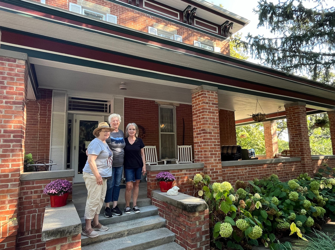 Whispering Pines Bed And Breakfast主图