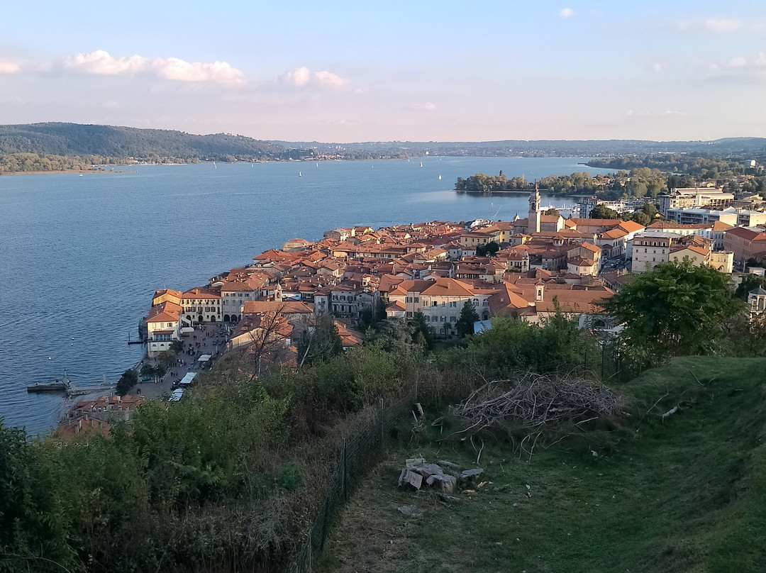 Rocca Borromea di Arona景点图片