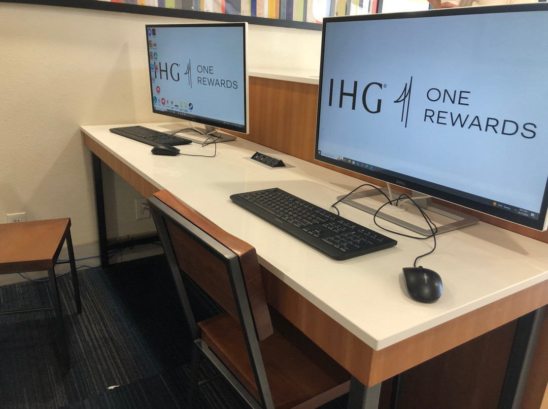 Holiday Inn Express Allentown North by IHG主图