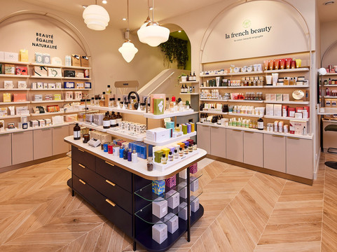 La French Beauty-巴黎必去景点