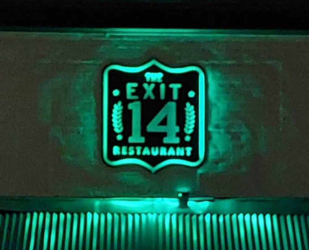 Durham餐馆和美食-Exit 14 Restaurant