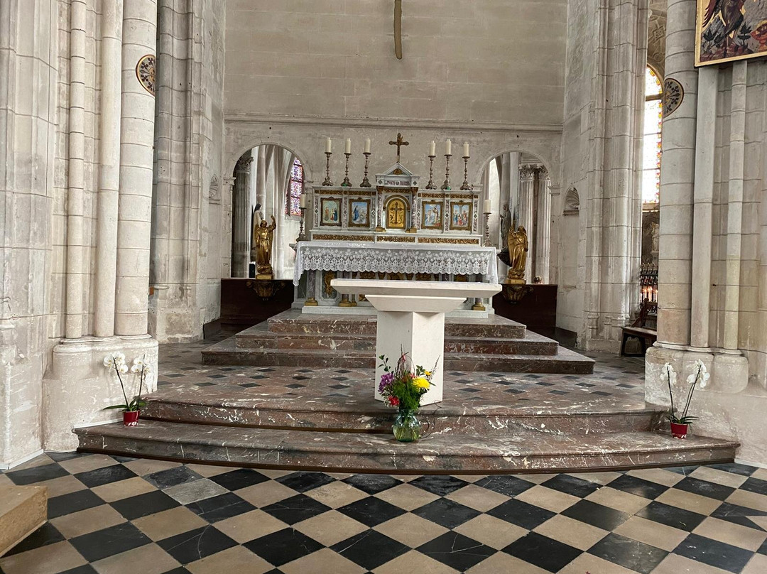 Eglise Saint Jean-Joigny必去景点