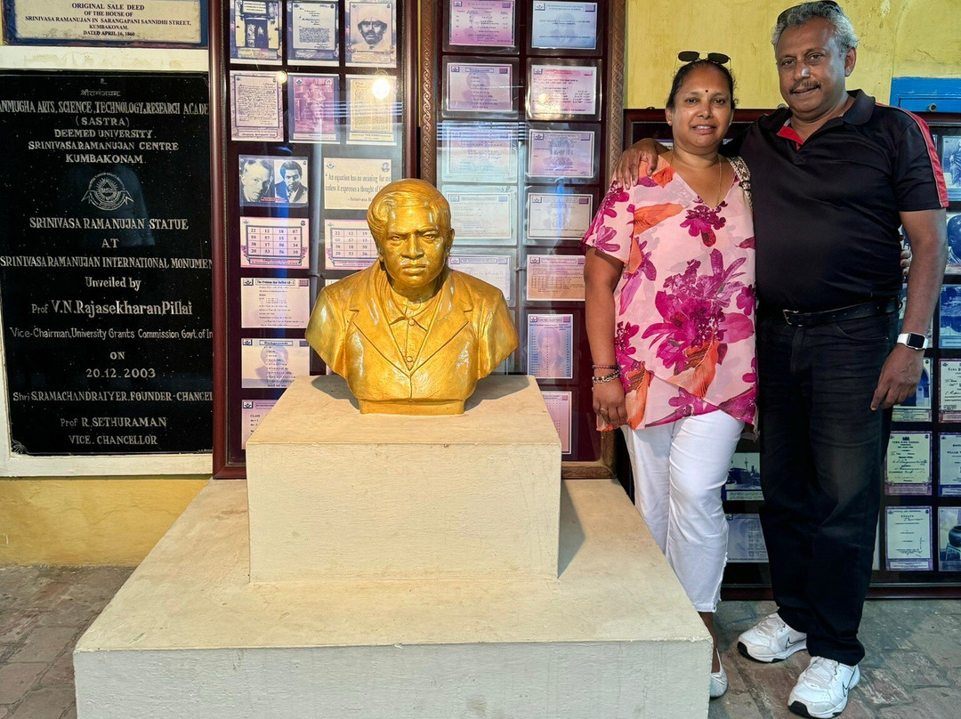 Srinivasa Ramanujan Monument景点图片