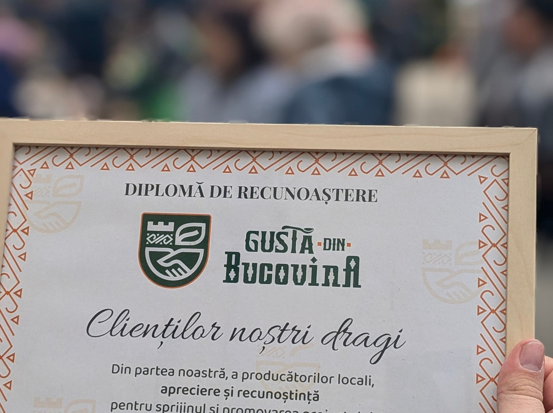 Piata Volanta Gusta Din Bucovina景点图片